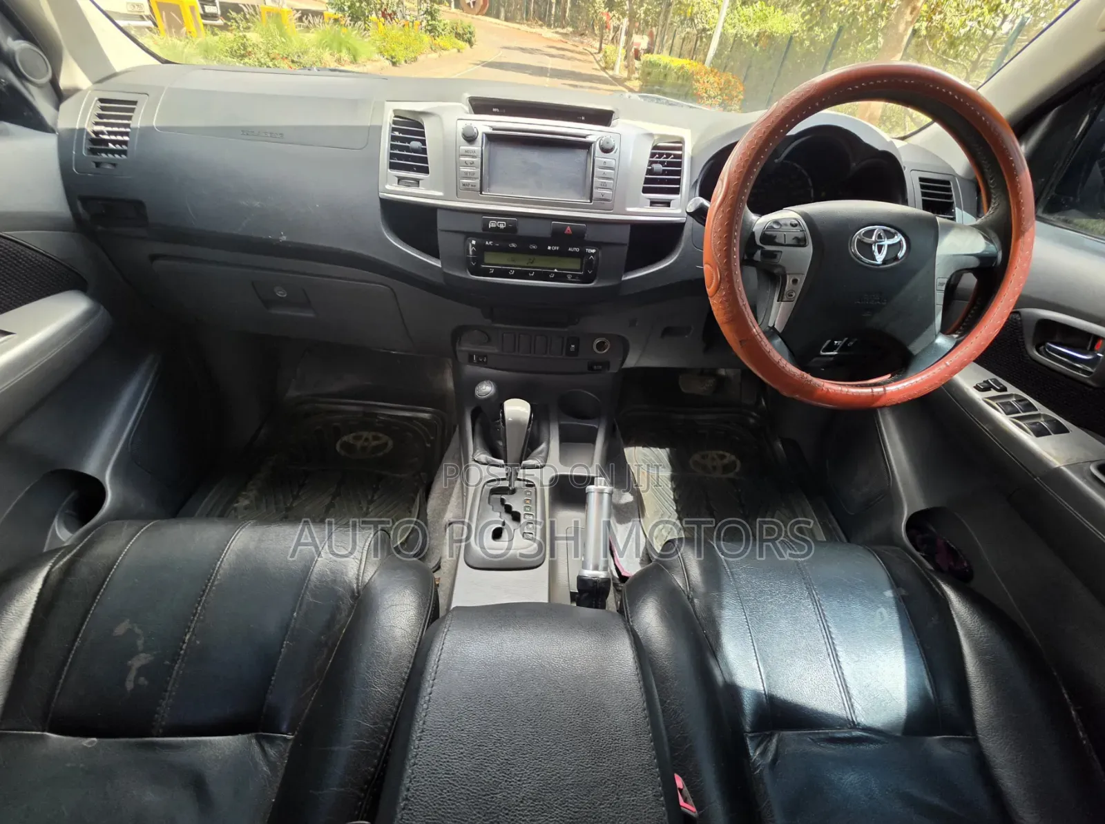 Toyota Hilux 2012