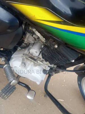 Bajaj Boxer 125 2025 Black
