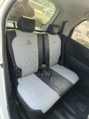 ÷Honda Fit Car Seat Covers