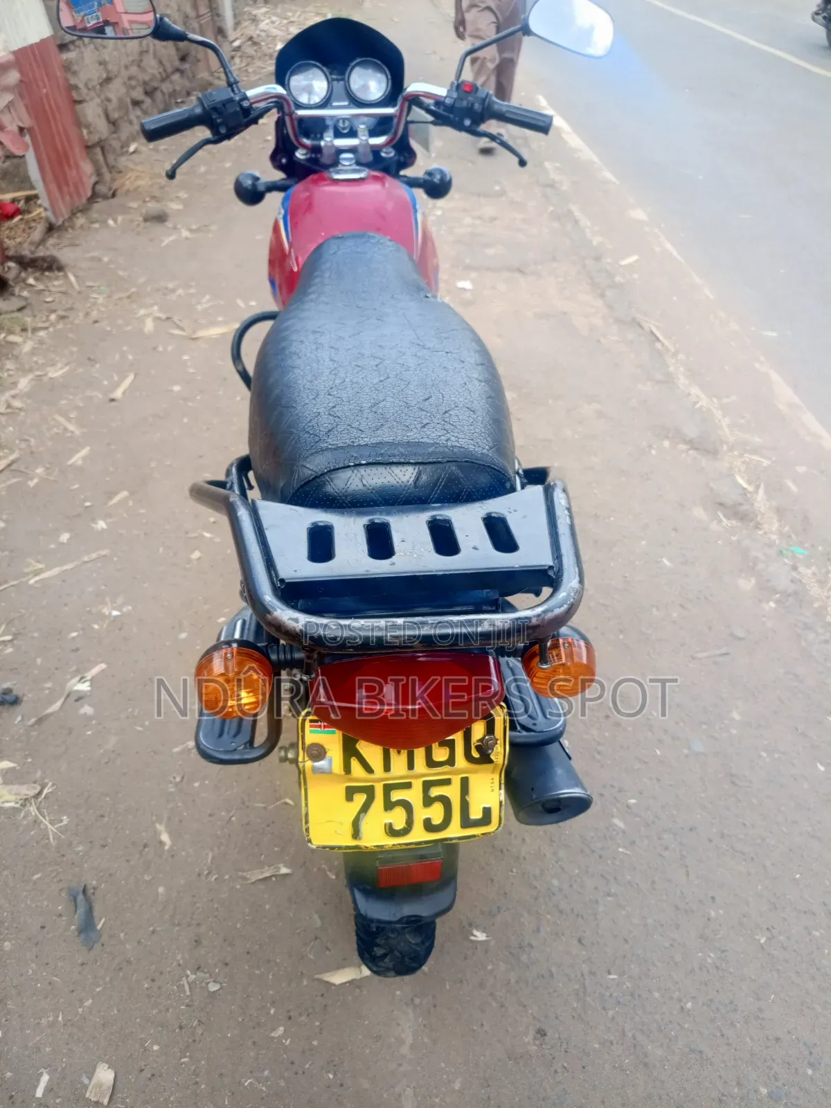 Bajaj Boxer 125 2025 Red
