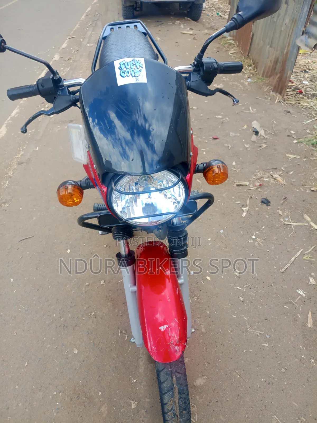 Bajaj Boxer 125 2025 Red