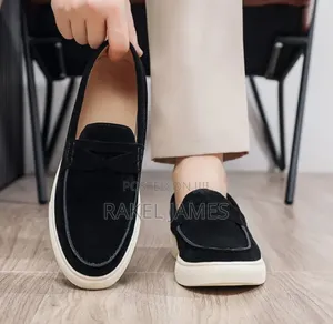 Black Men's Casual Slip-on Loafer