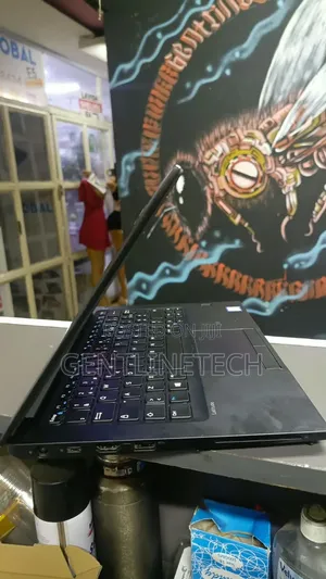 Laptop Dell Latitude 7390 8GB Intel Core i5 SSD 256GB
