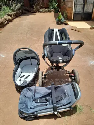 3-in-1 Travel System–Stroller Frame, Infant Car Seat & Carrycot