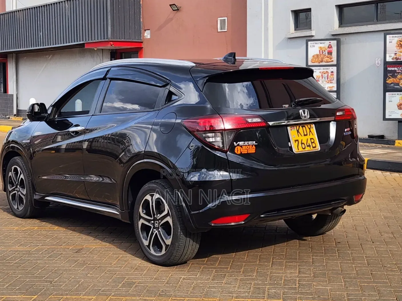 Honda Vezel 2020 Black