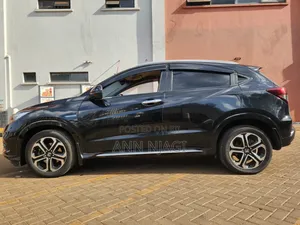 Honda Vezel 2020 Black