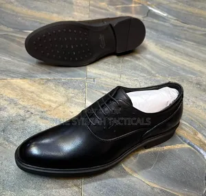 Clarks Formal Shoes Limited Edition. Leather. Rubber Sole