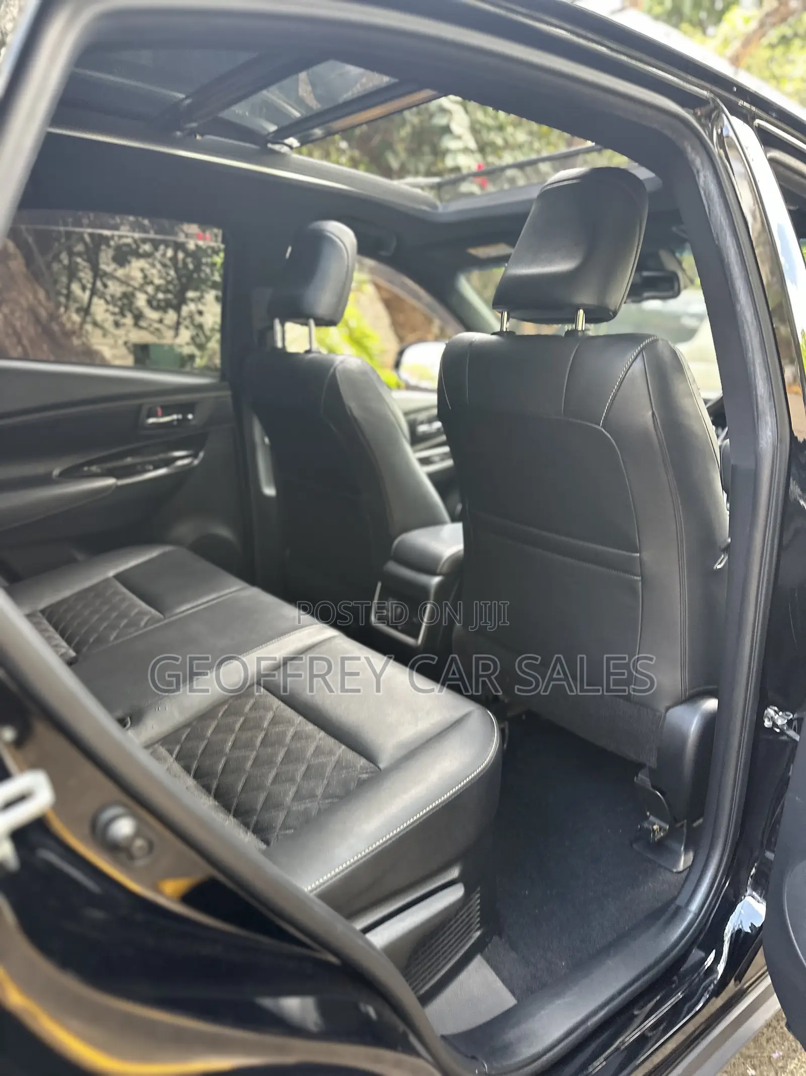Toyota Harrier 2.0 2019 Black