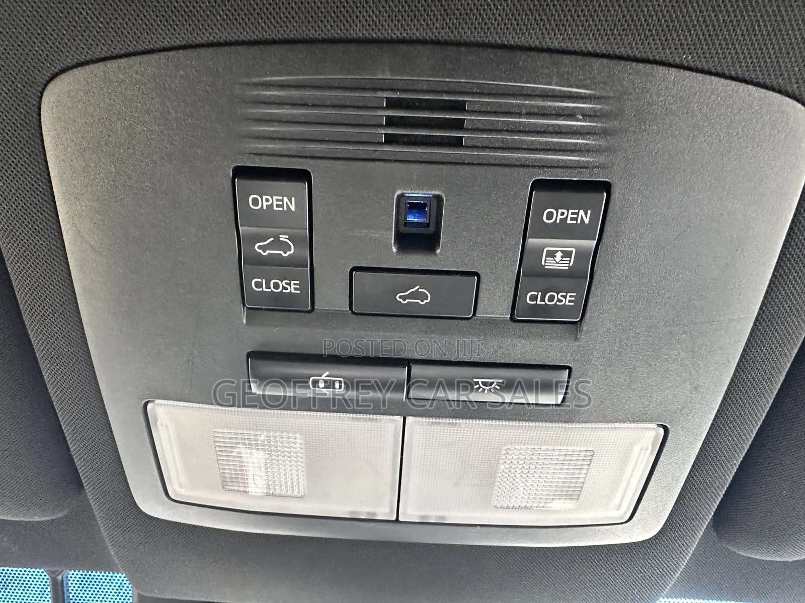 Toyota Harrier 2.0 2019 Black