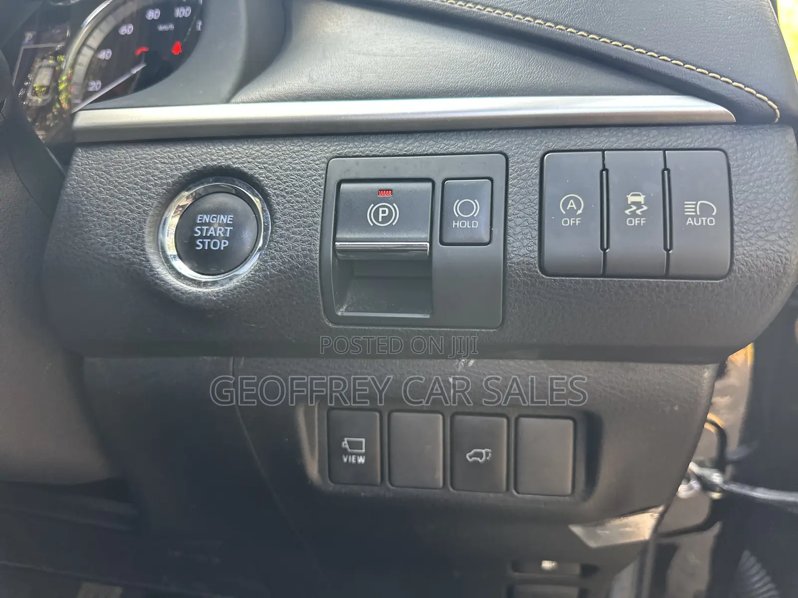Toyota Harrier 2.0 2019 Black