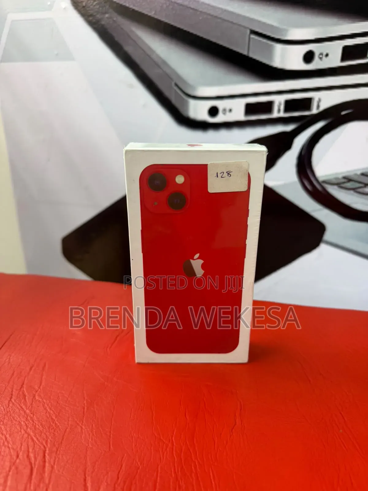 Apple iPhone 13 128 GB Red