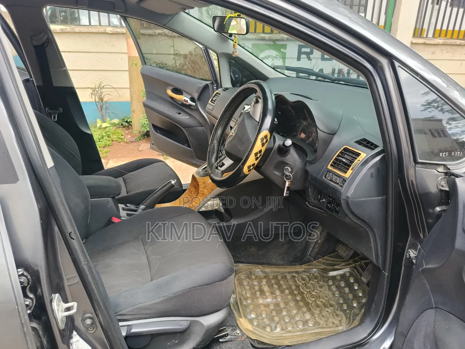 Toyota Corolla 2008 Gray
