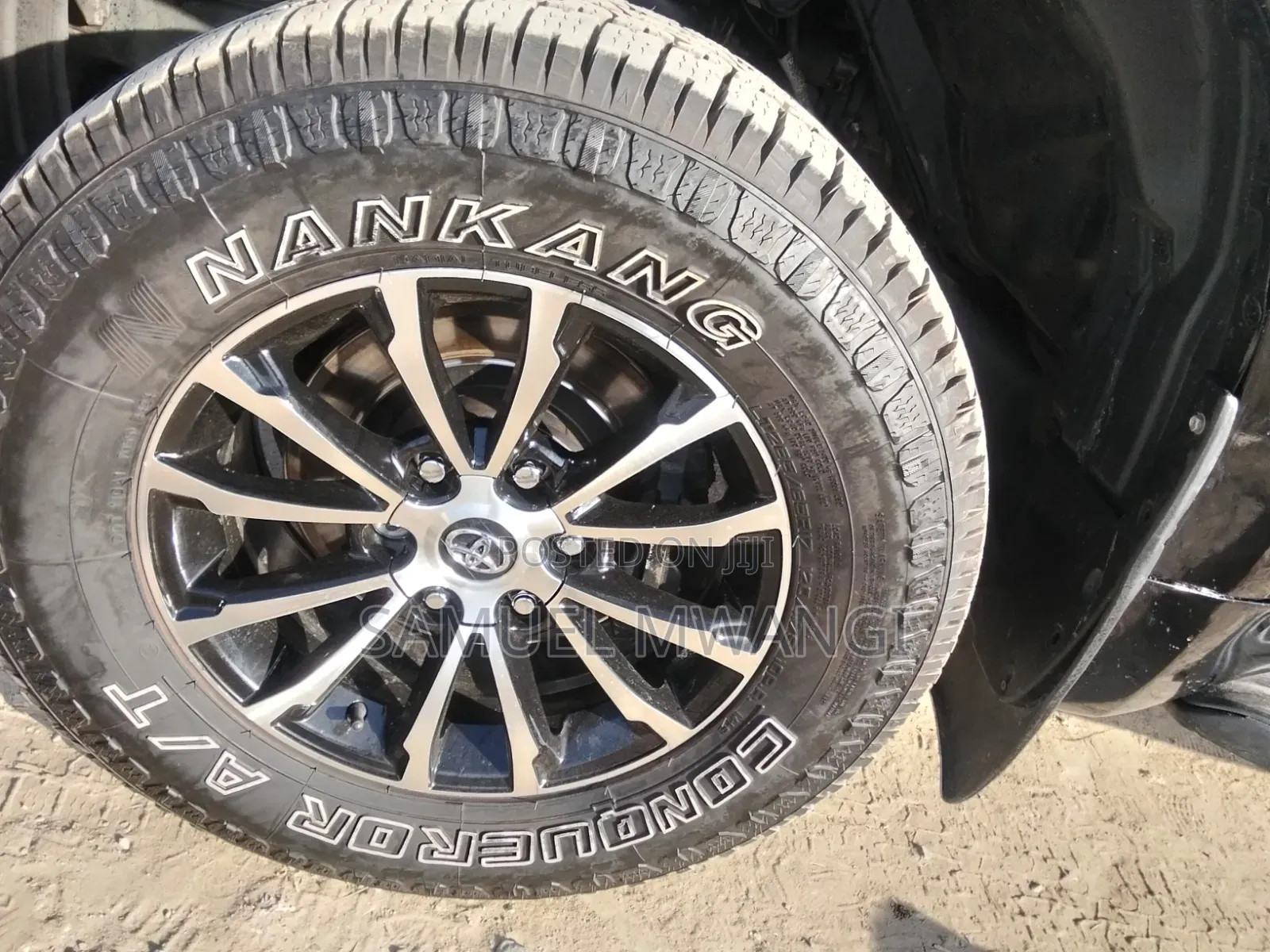 Toyota Land Cruiser 2013 Black