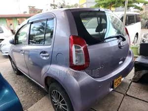 Toyota Passo 2014 Purple