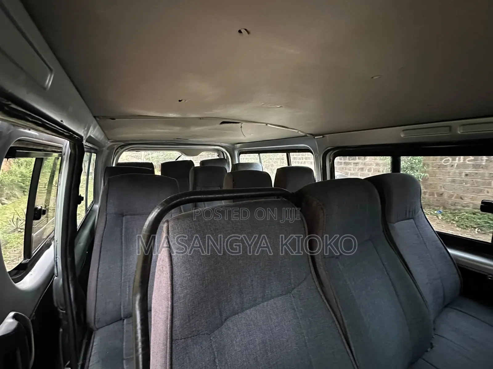 Toyota HiAce 2015 Silver