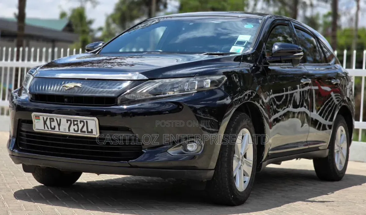 Toyota Harrier 2.0 2014 Black