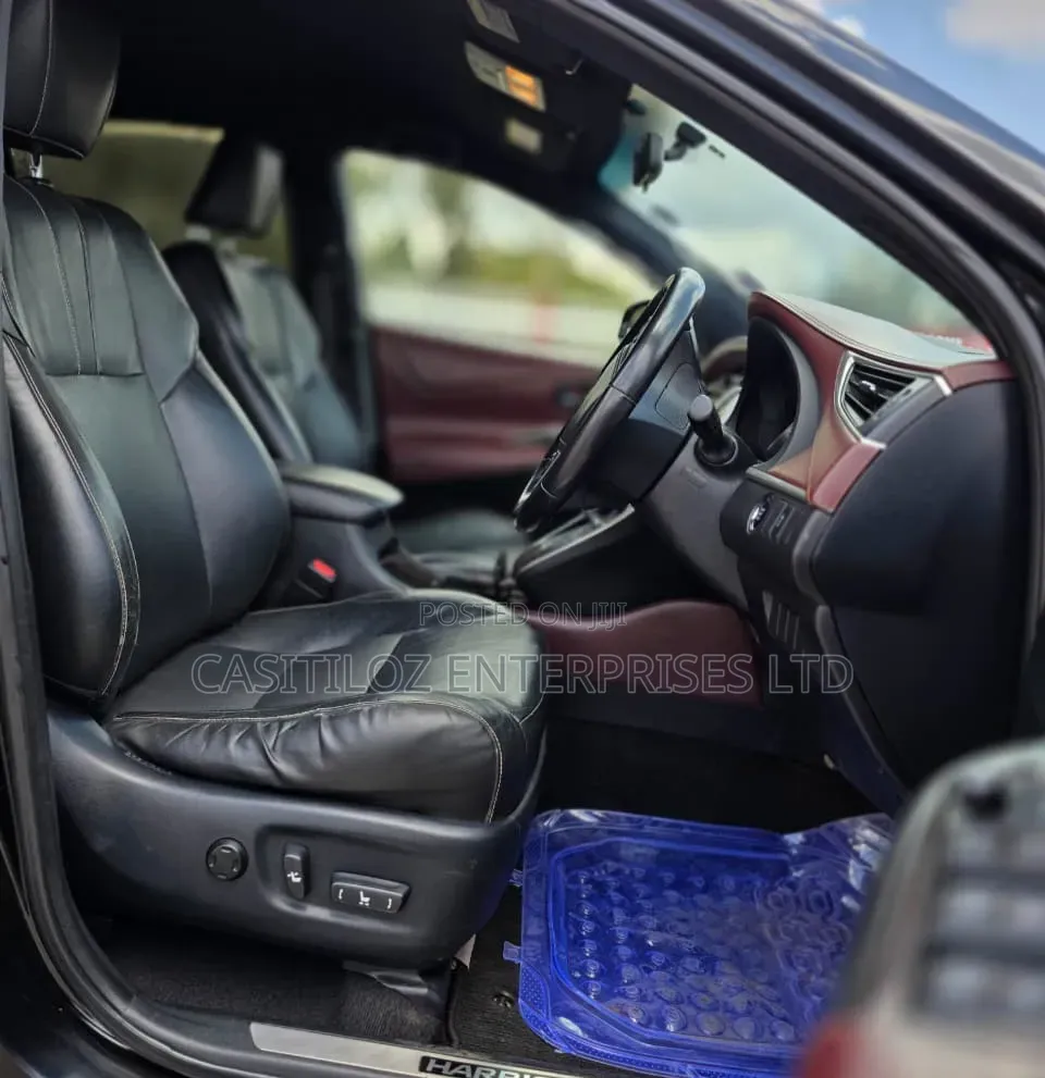 Toyota Harrier 2.0 2014 Black