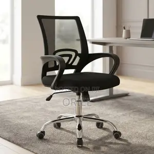 Ergonomic Staff Office Chair – Comfortable Seating for Workspaces