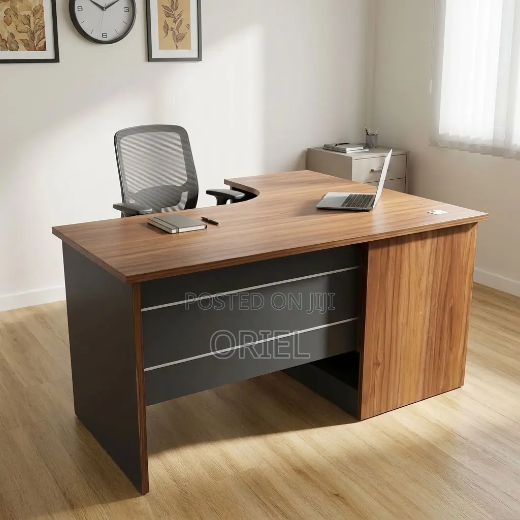 1.4m Office Desk – Compact Modern Work Table for Small Spaces