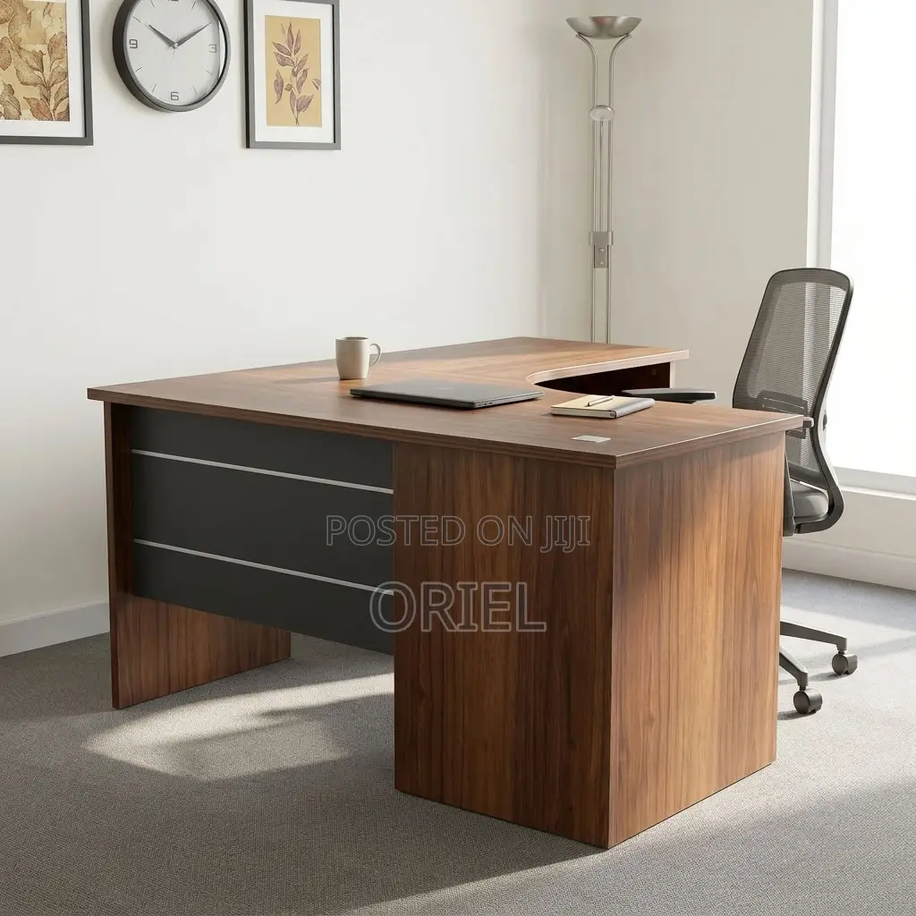 1.4m Office Desk – Compact Modern Work Table for Small Spaces