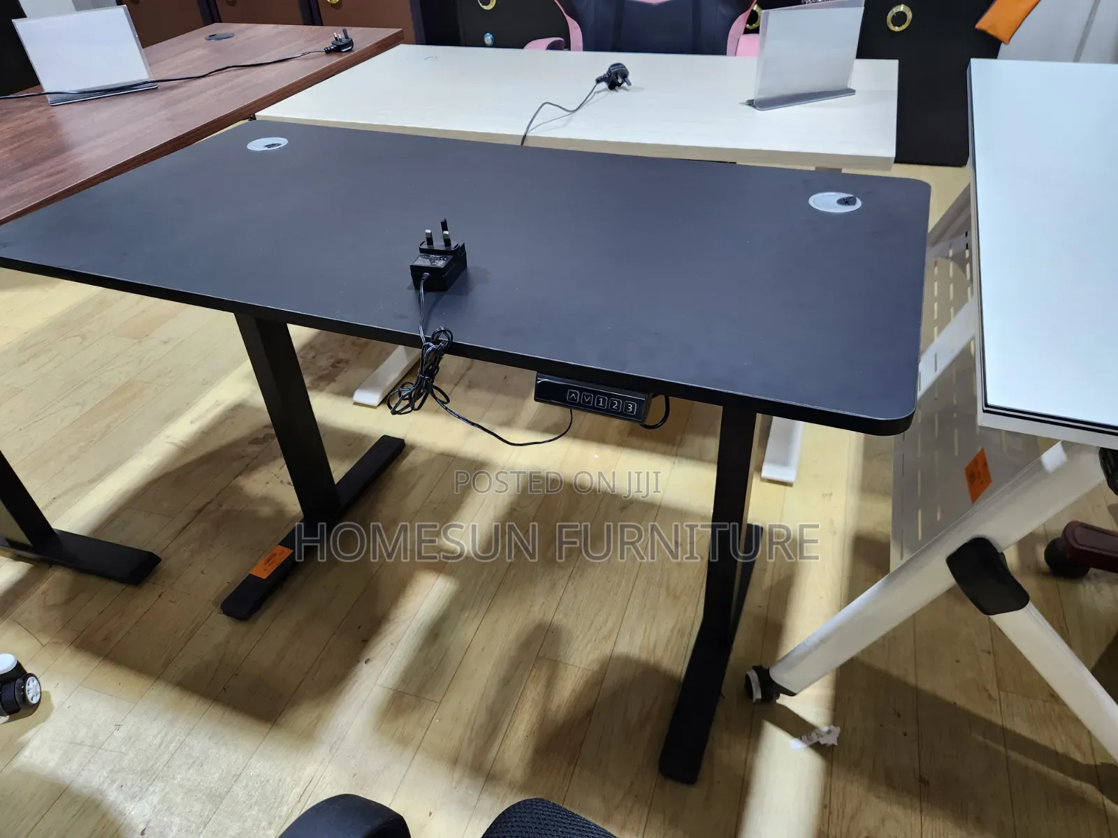 1.4meter Adjustable Electric Desk