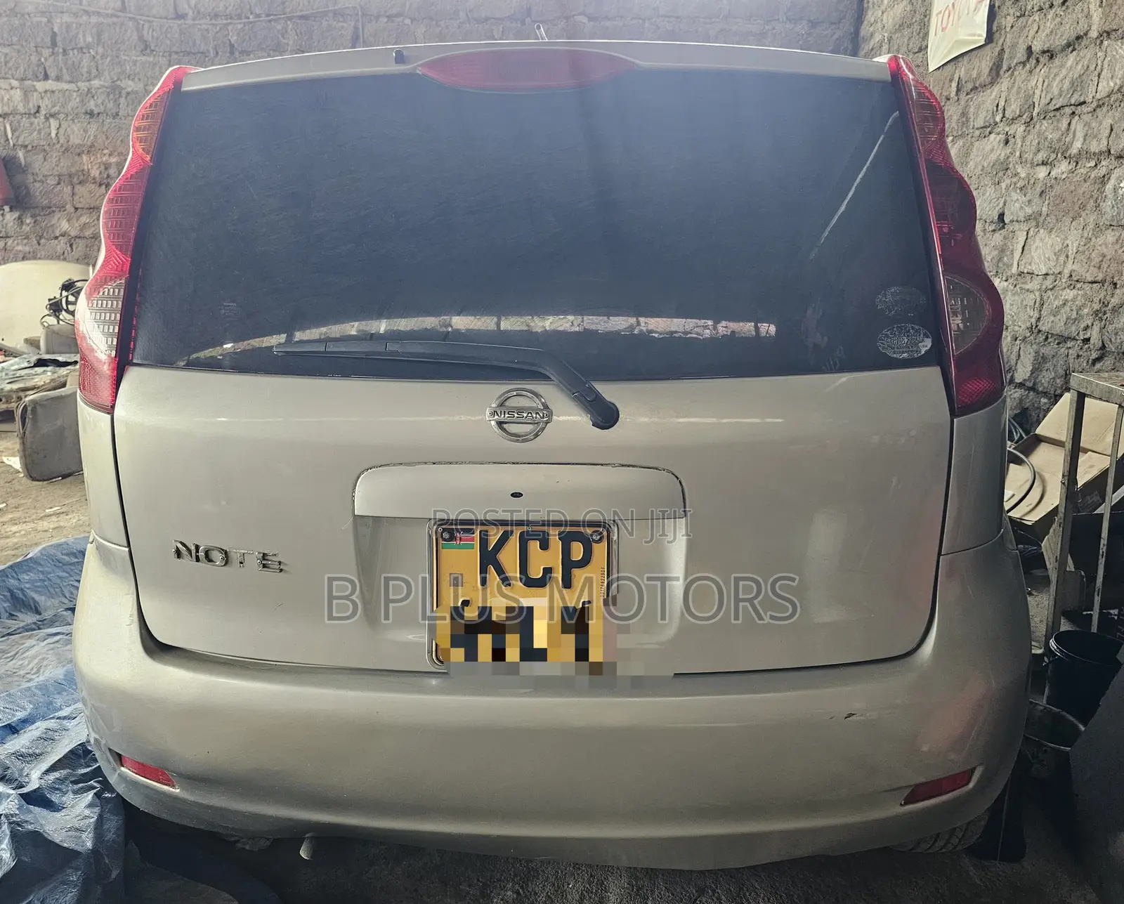 Nissan Note 2010 Silver