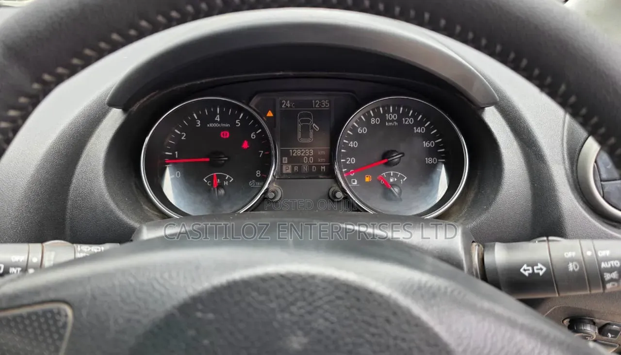 Nissan Dualis 2010 Black