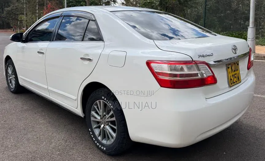 Toyota Premio 2014 White