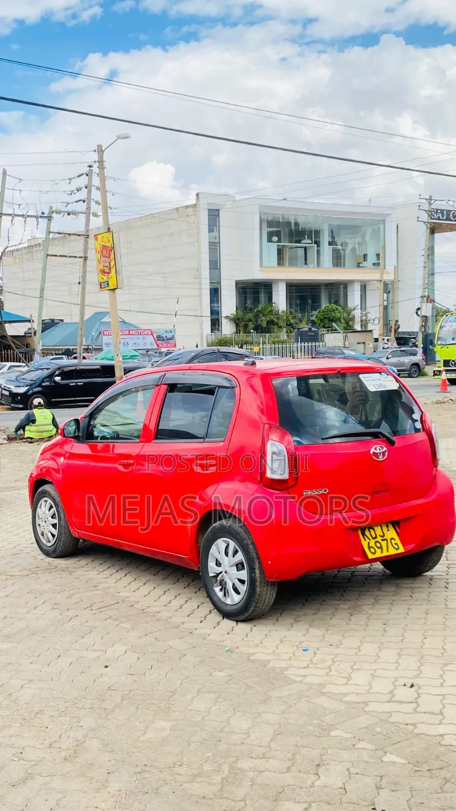 Toyota Passo 2015 Red