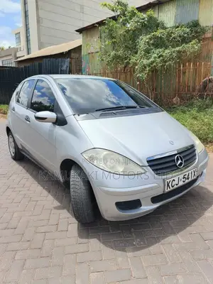 Mercedes-Benz A-Class 2011 Silver