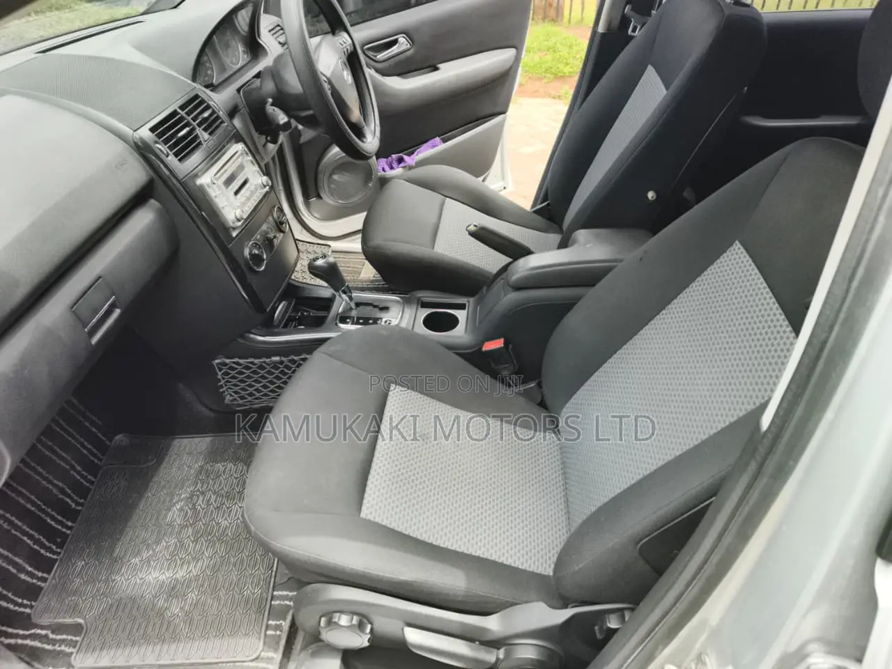 Mercedes-Benz A-Class 2011 Silver