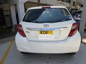 Toyota Vitz 2014 White