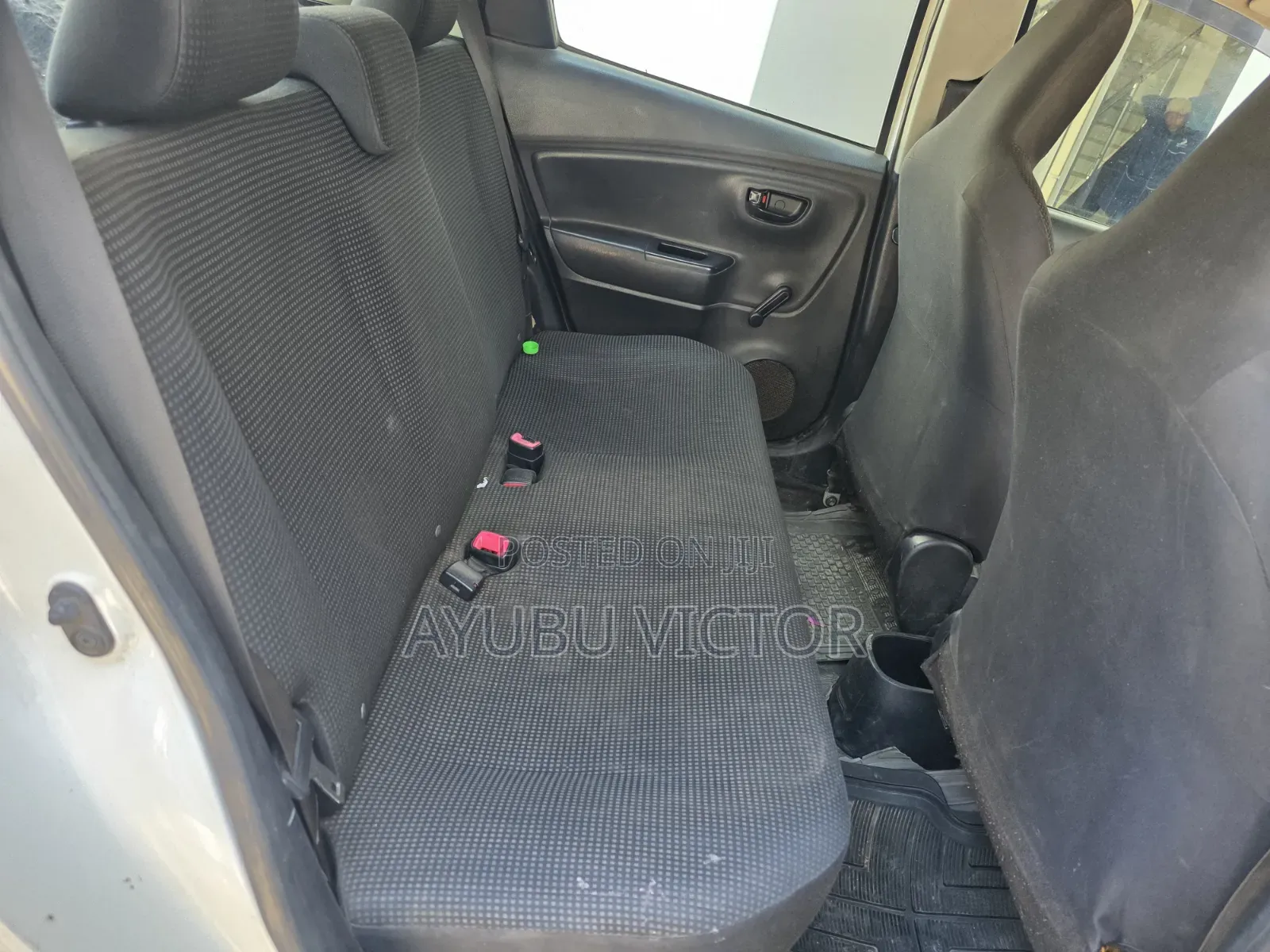 Toyota Vitz 2014 White