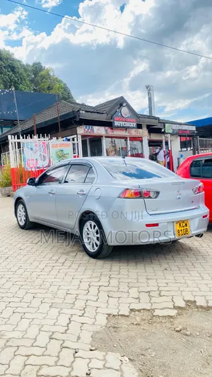 Mitsubishi Galant 2013 Silver