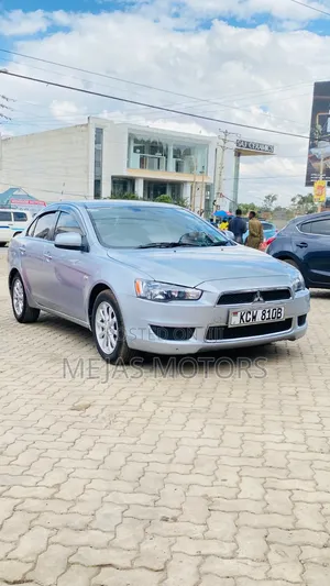 Mitsubishi Galant 2013 Silver