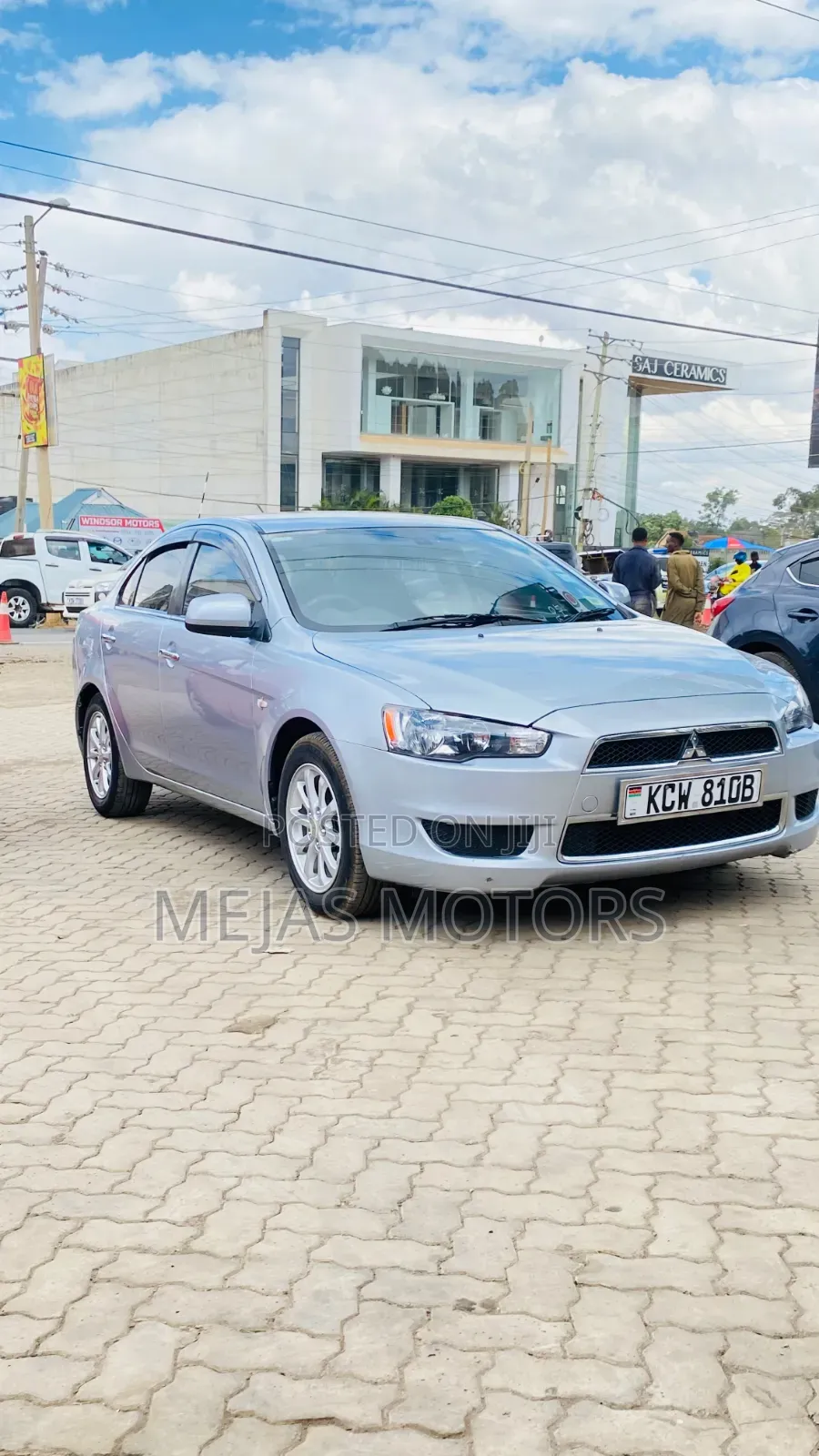 Mitsubishi Galant 2013 Silver