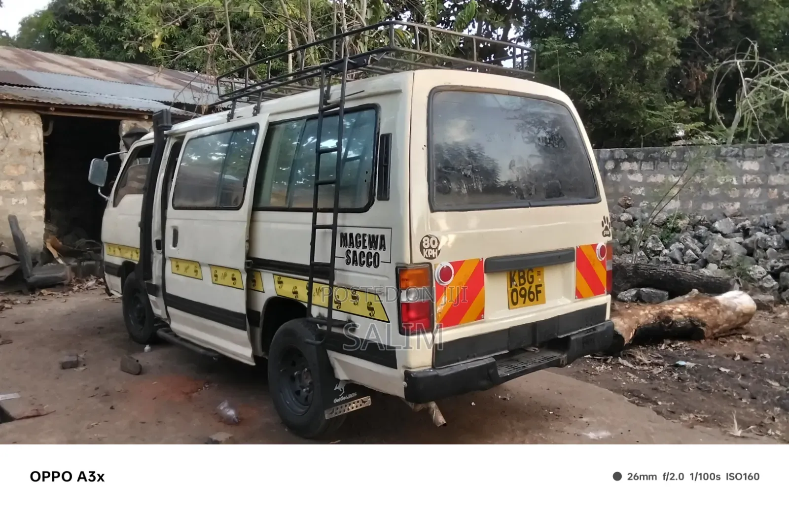 Nissan Caravan (Urvan) 2007 Beige