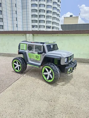 Rechargeable Kids Electric Car With Rubber Wheels
