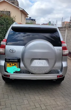 Toyota Land Cruiser Prado 3.0 D-4D (190 Hp) 7 seats 2016 Silver