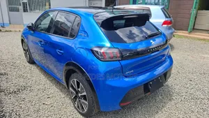 Peugeot 208 2021 Blue