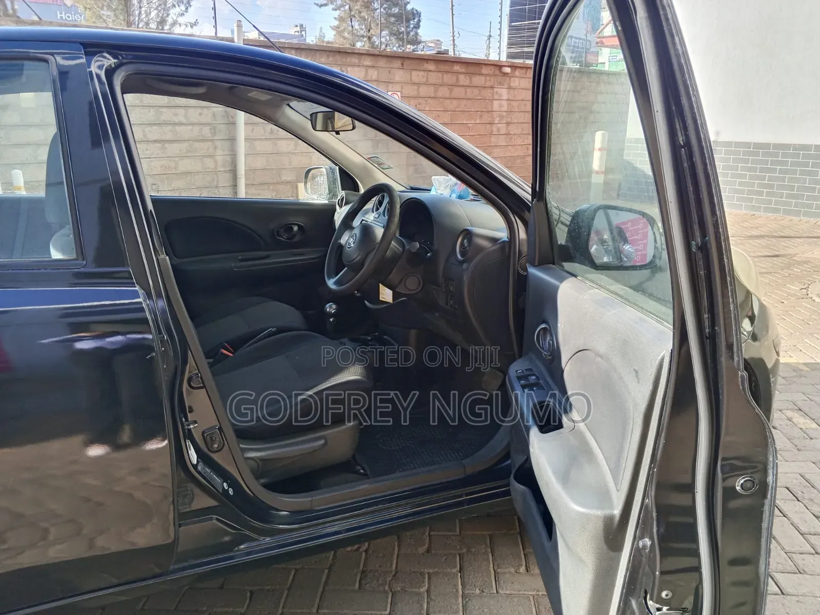 Nissan March 2012 Black