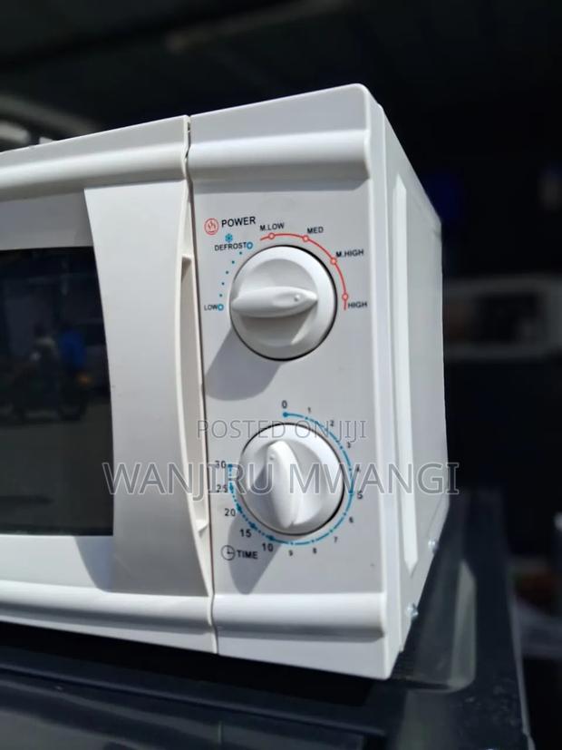 Working Microwave ( Ramtons) - thumbnail 2