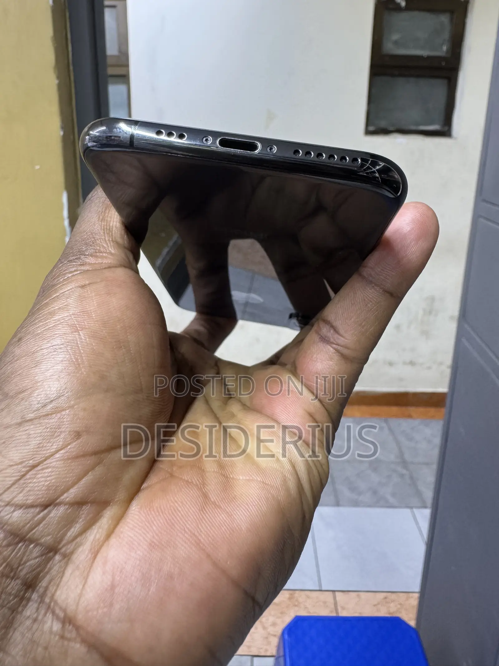 Apple iPhone XS 64 GB Black