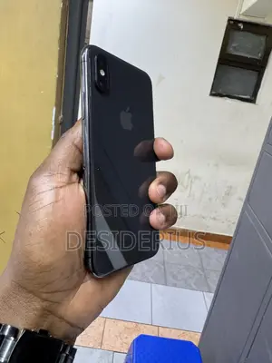 Apple iPhone XS 64 GB Black