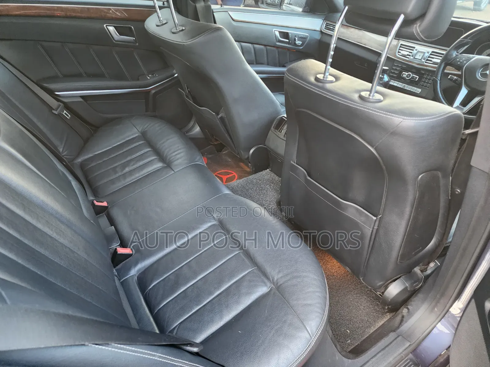 Mercedes-Benz E250 2015 Blue