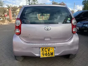 Toyota Passo 2012 Silver