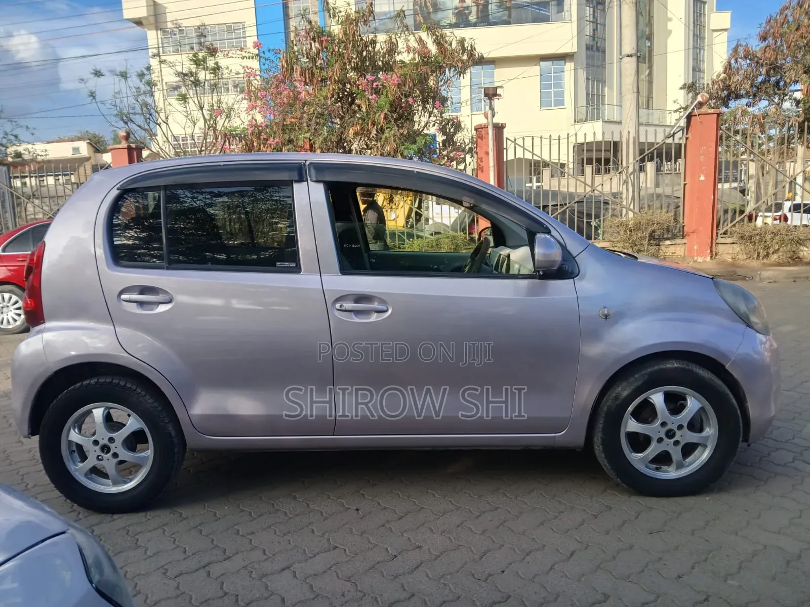 Toyota Passo 2012 Silver