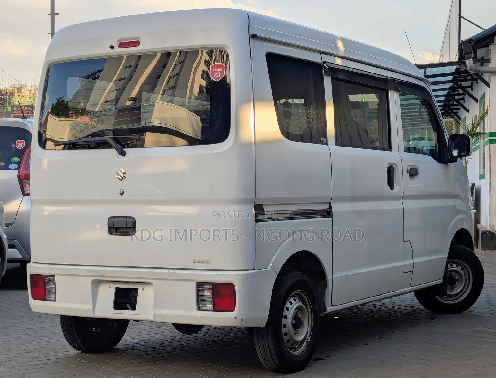 Suzuki EV 2019 White