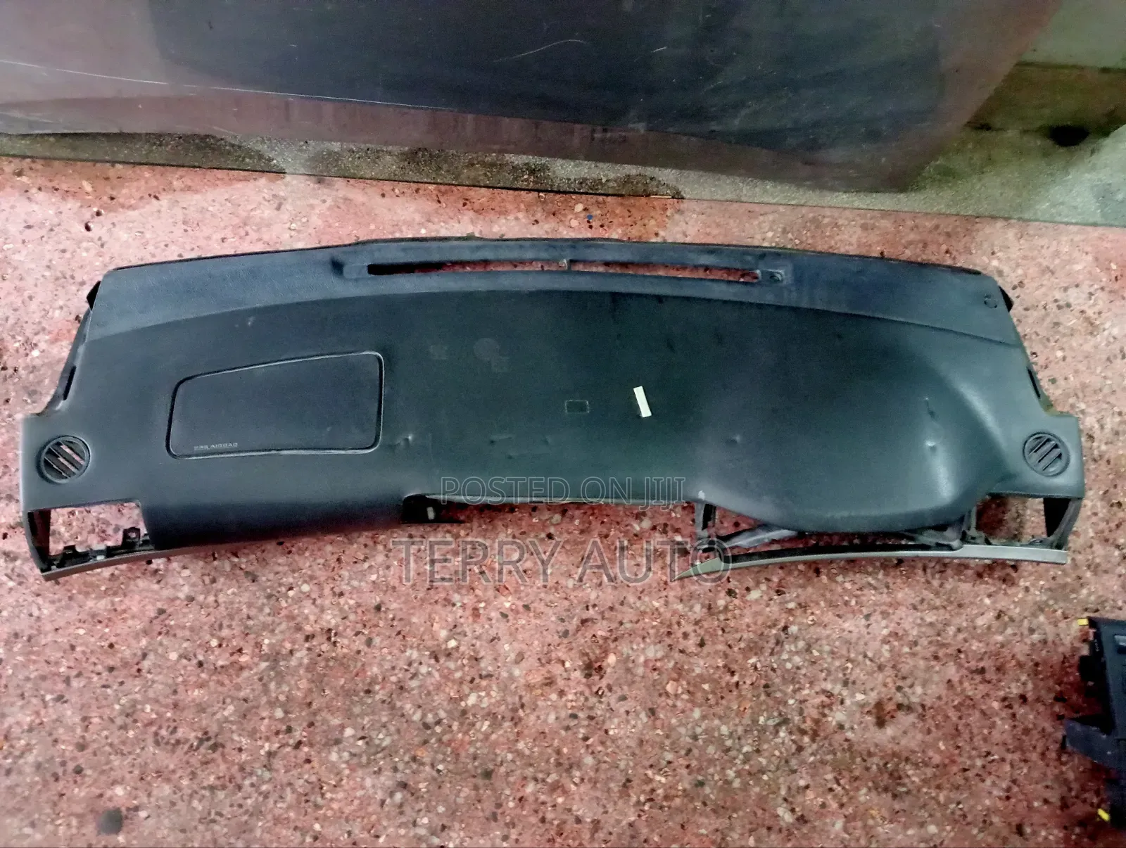 Dashboard Nze/Runx /Fielder 2002