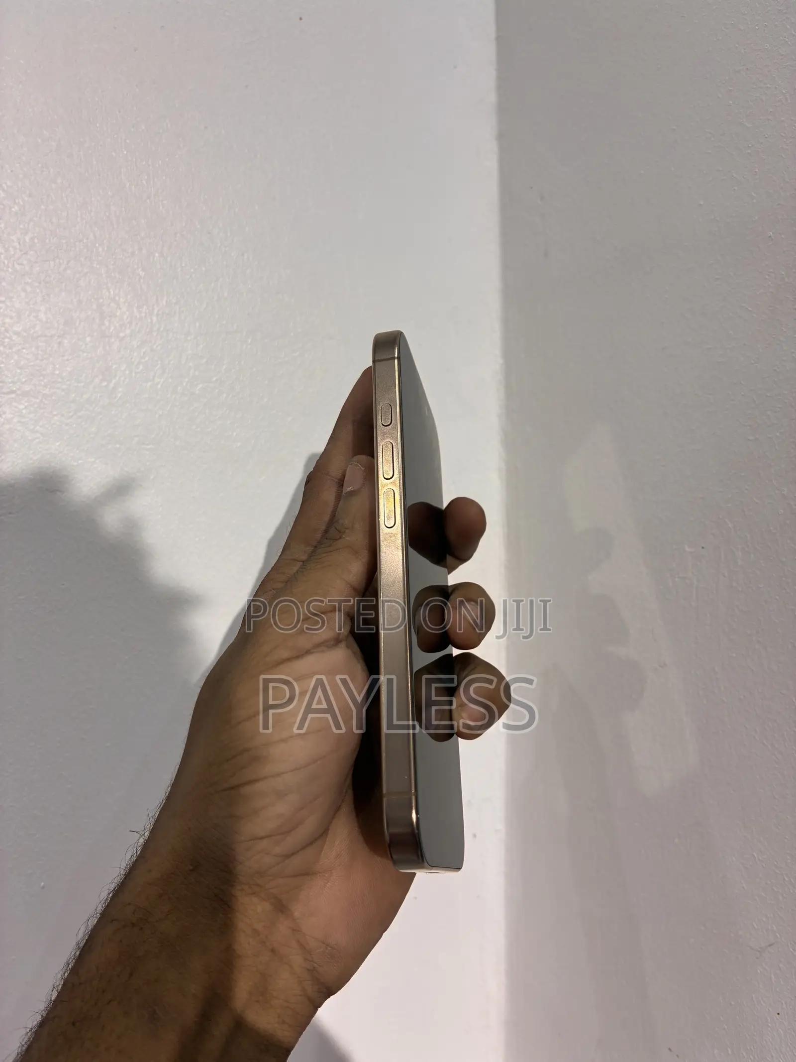 Apple iPhone 16 Pro 256 GB Gold